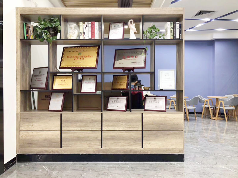 易尚國(guó)際優(yōu)秀店面風(fēng)采展示-東莞公司.jpg